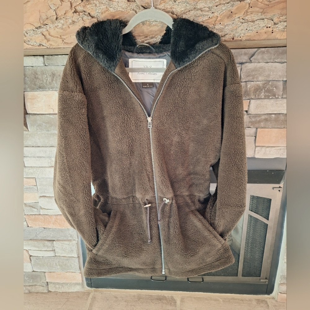 Vintage Sports NILS Resort Collection Coat